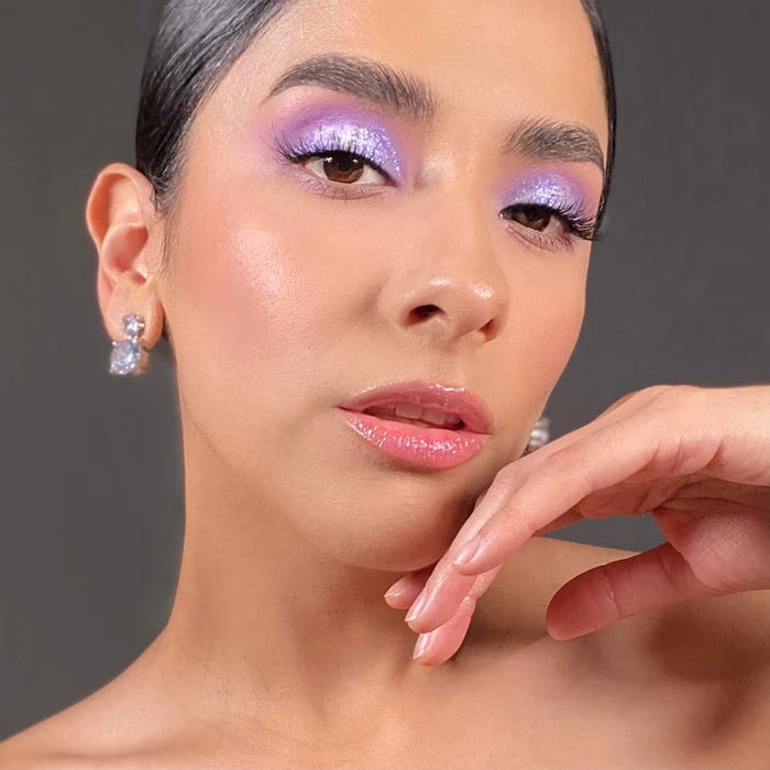Diamond Daze Liquid Eyeshadow (Airglow - 001)