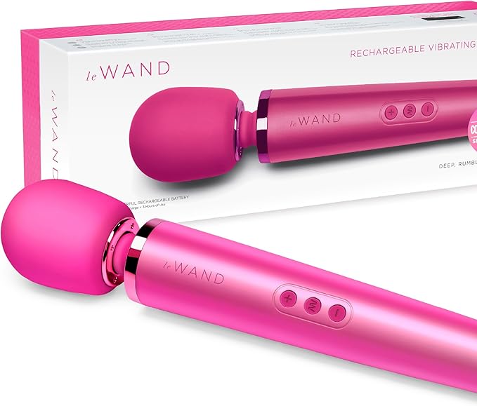 Le Wand Rechargeable Vibrating Massager in Magenta