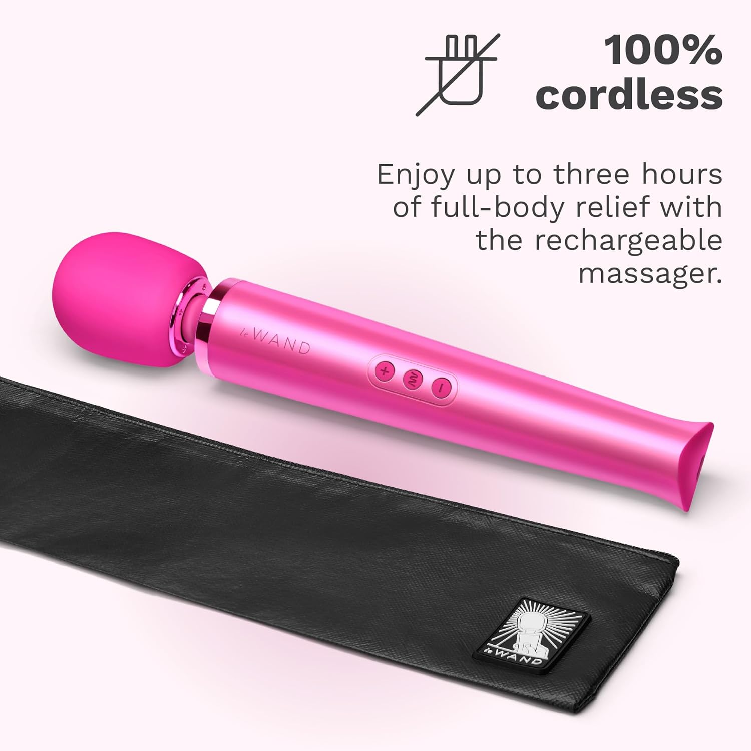 Le Wand Rechargeable Vibrating Massager in Magenta