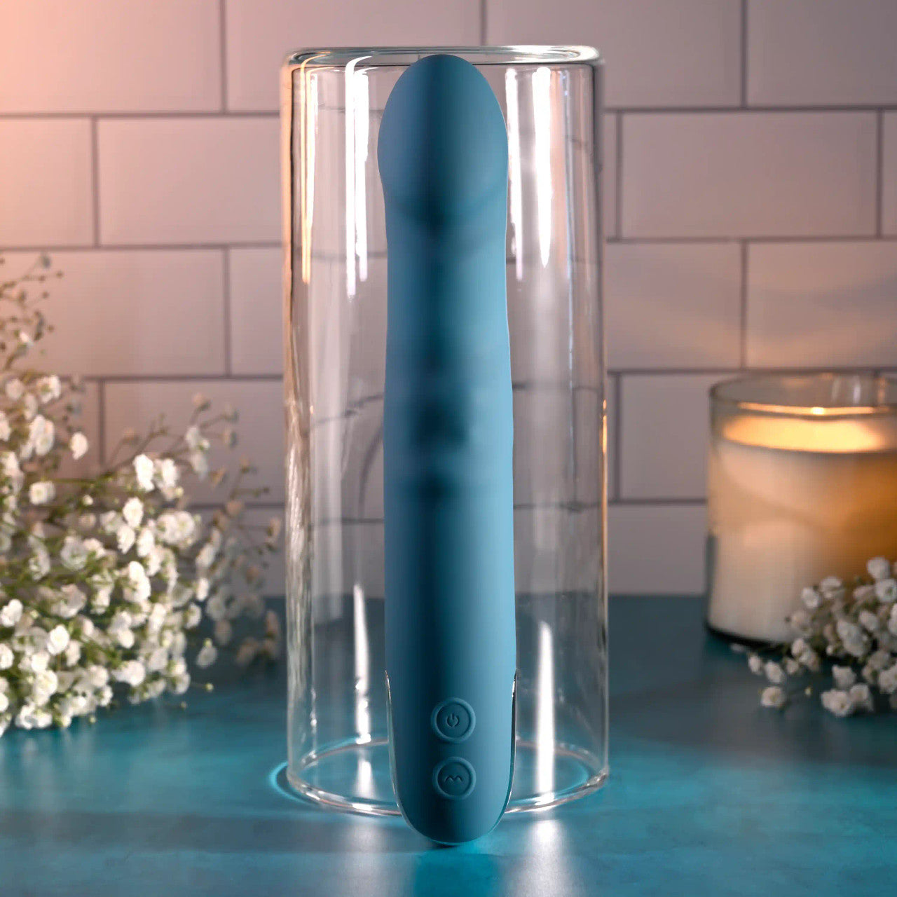 Queen of all Trades Thrusting Vibrator