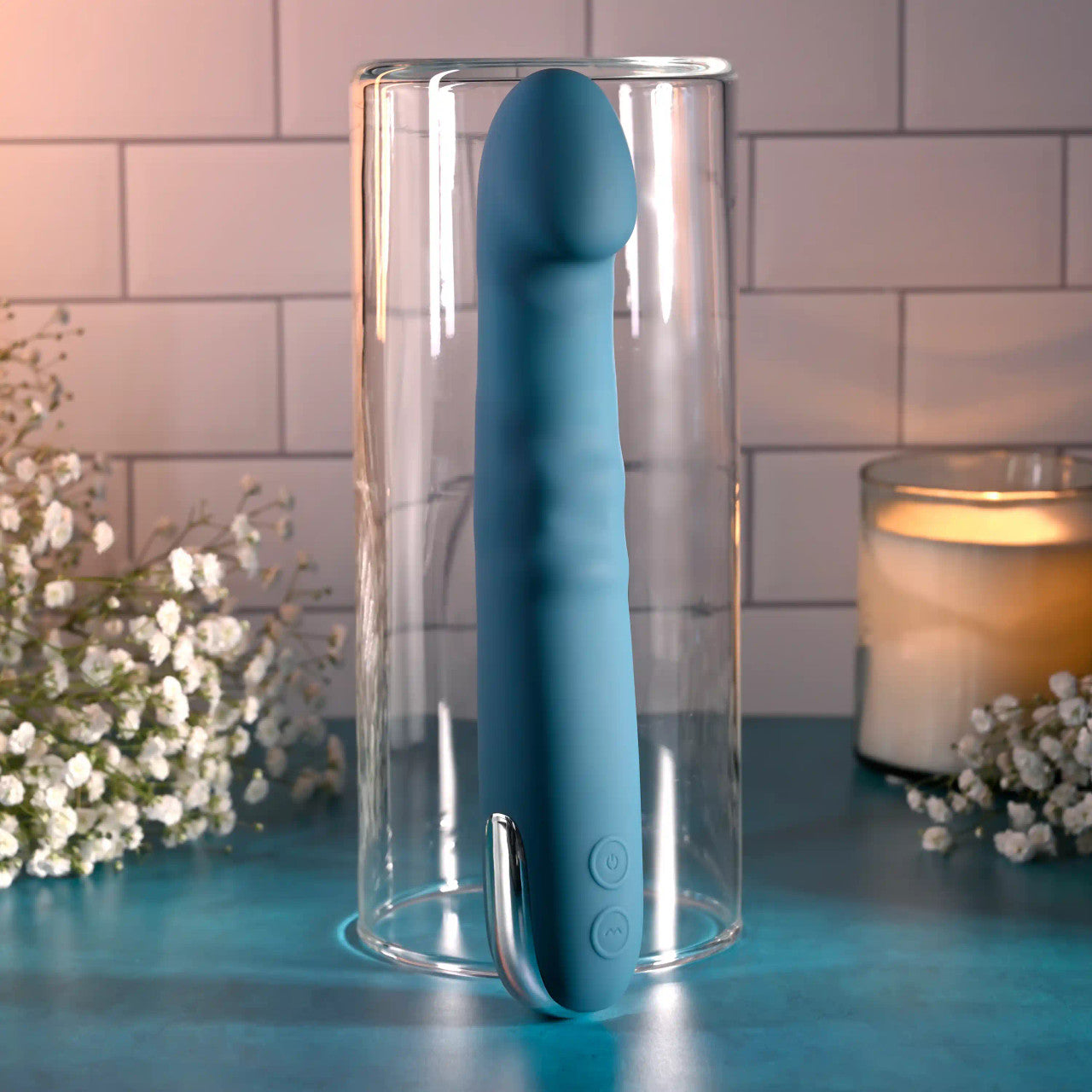 Queen of all Trades Thrusting Vibrator