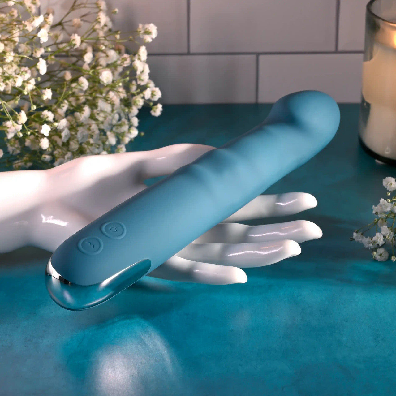 Queen of all Trades Thrusting Vibrator