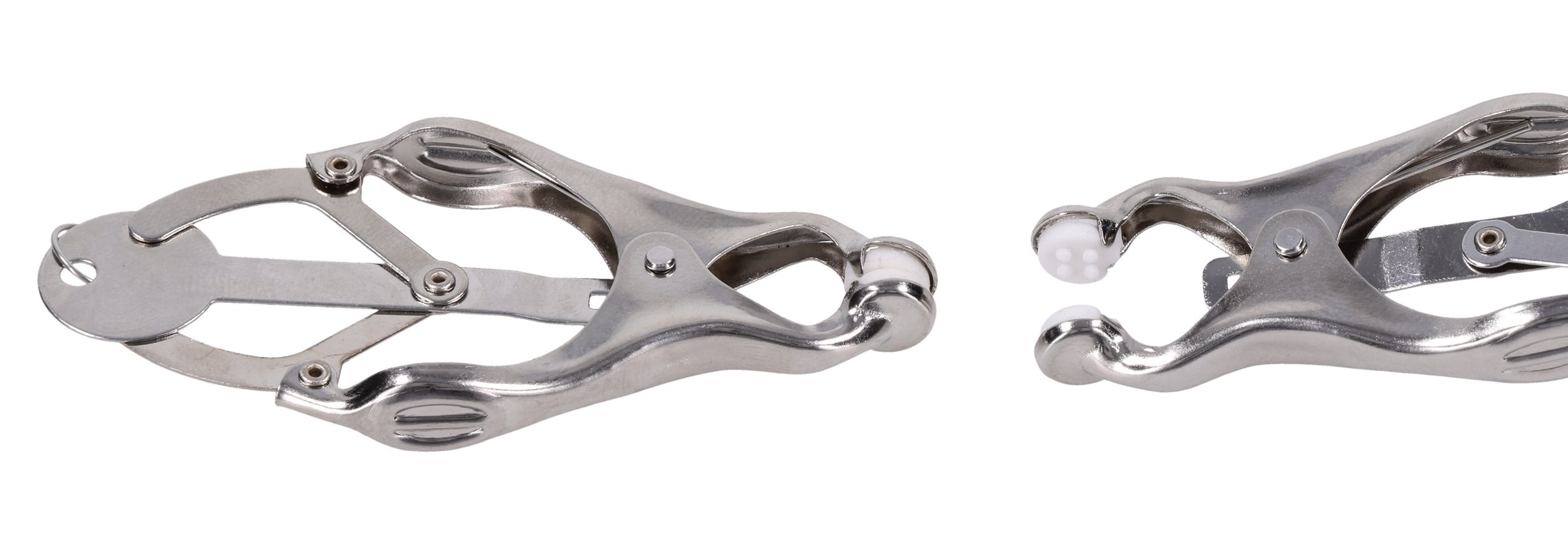 Edge Tuggable Clover Nipple Clamps