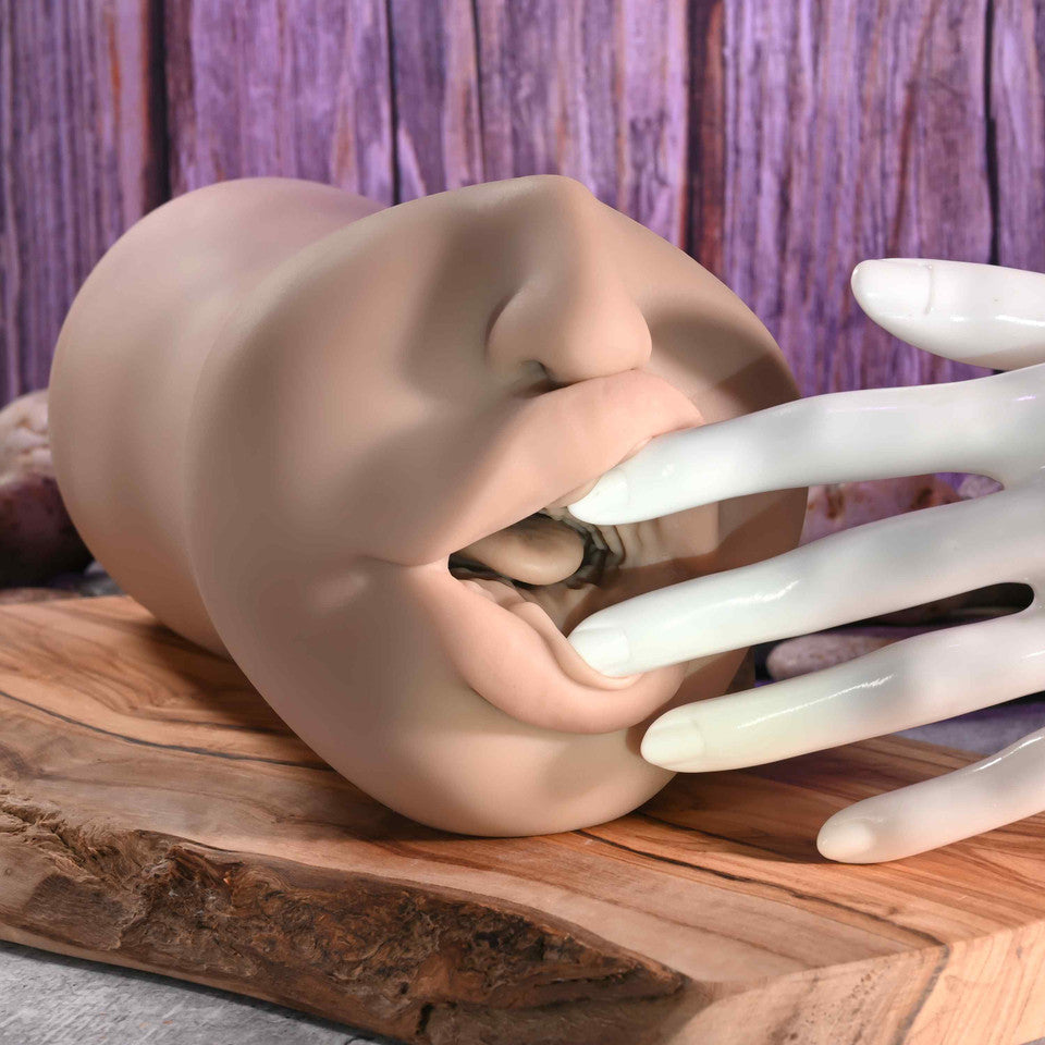 Riley Reid Movie & Realistic Kiss & Tell Stroker