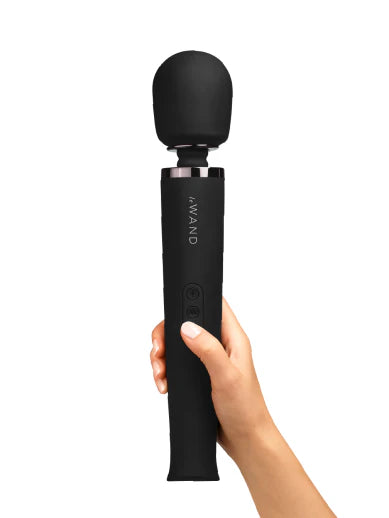 Le Wand Rechargeable Vibrating Massager in Black