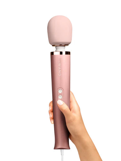 Le Wand Plug-In Vibrating Massager in Rose Gold